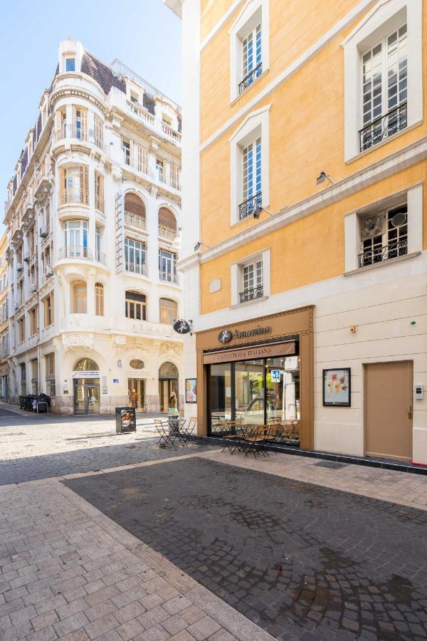Les Petits Pavillons Standing 1 4 Pers Clim Vieux-port Apartment *