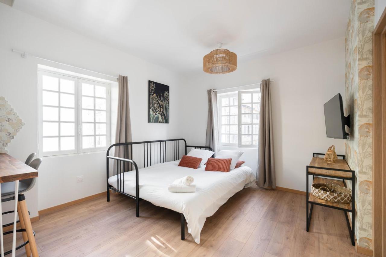 Les Petits Pavillons Standing 1 4 Pers Clim Vieux-port Apartment *
