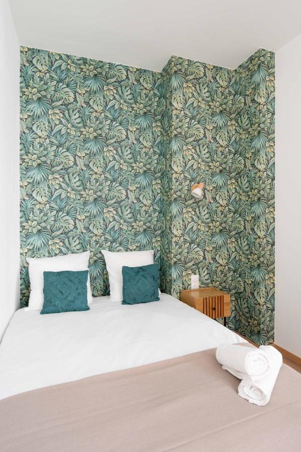 Les Petits Pavillons Standing 1 4 Pers Clim Vieux-port Apartment