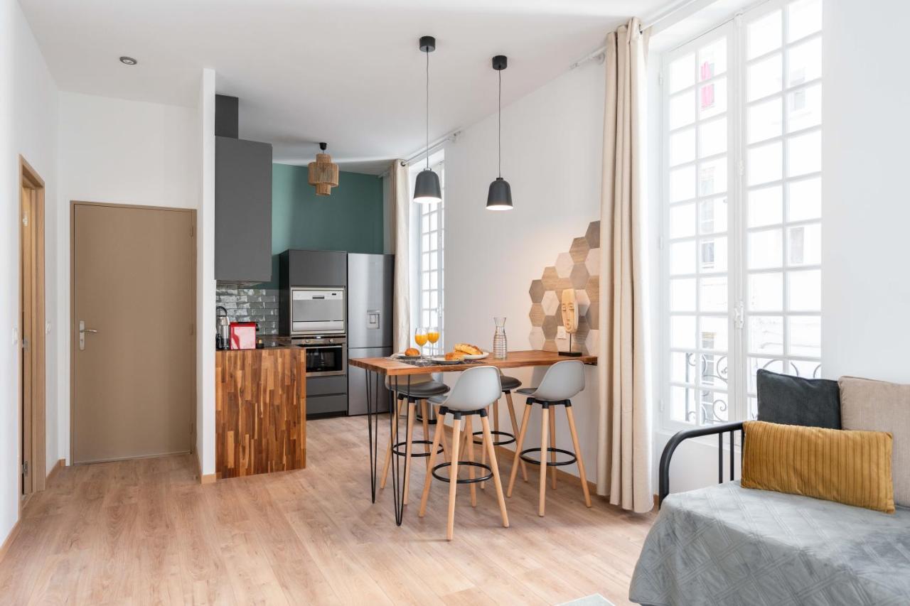 Les Petits Pavillons Standing 1 4 Pers Clim Vieux-port Appartement Marseille
